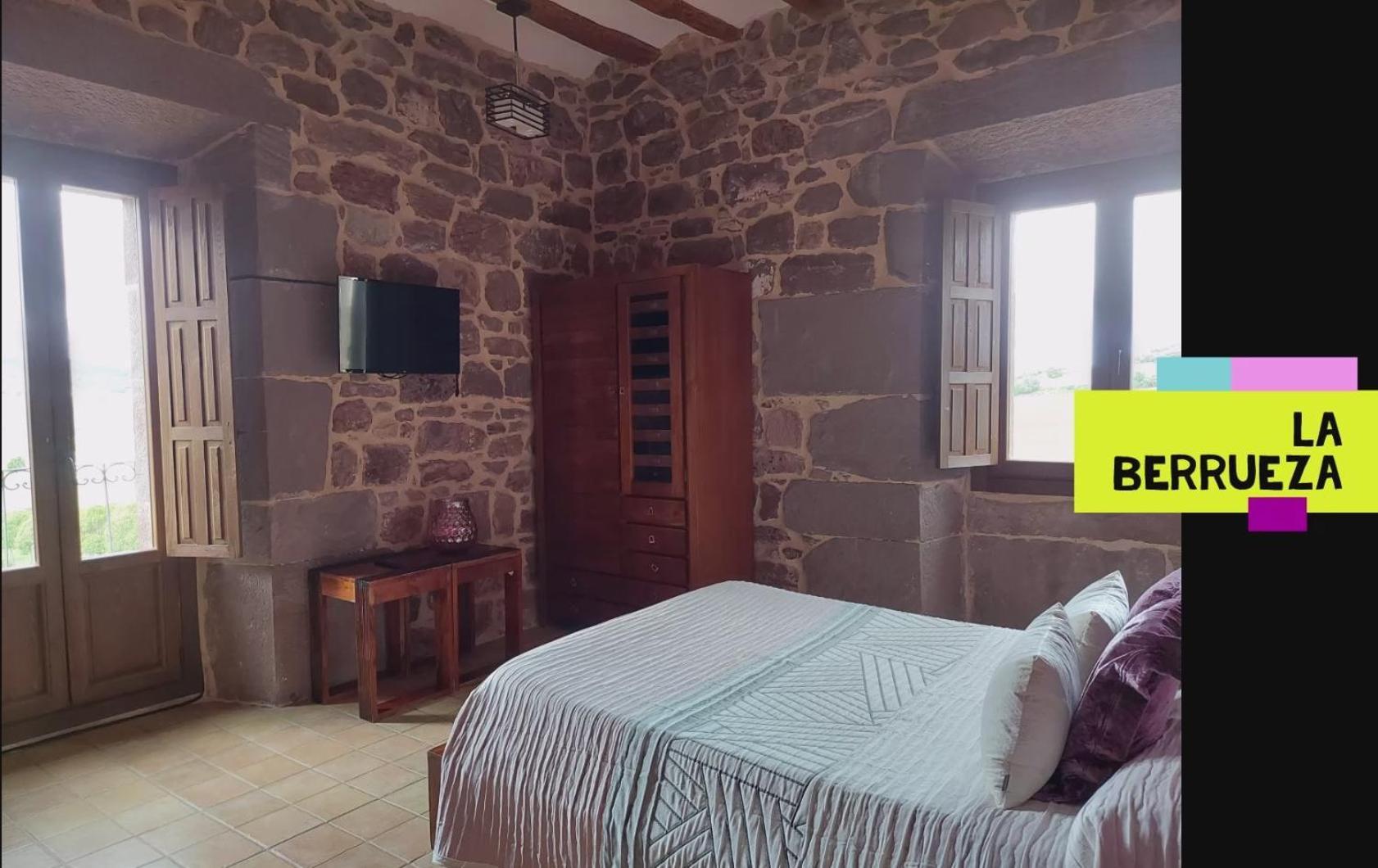 Hostal Rural Ioar Sorlada Zewnętrze zdjęcie